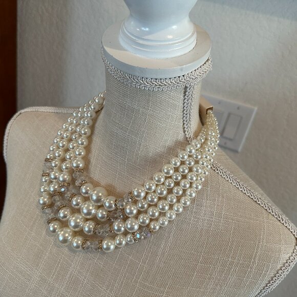 WILD FLOWER 4 Strand Fashion Faux Pearl Necklace & Earrings - Picture 2 of 7